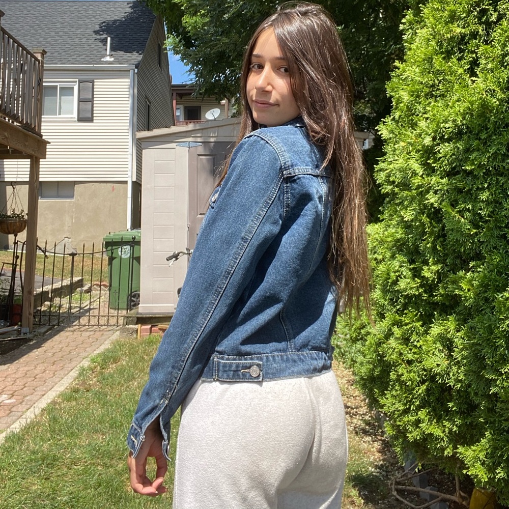 Refuge Jean Jacket size Small